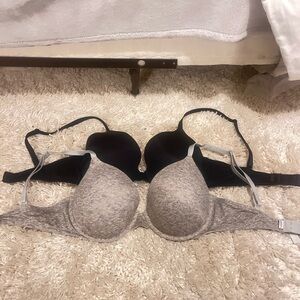 PINK Women Black and Gray bras